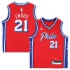 Versatile Moderno Joel Embiid Philadelphia 76ers Jordan Brand Preschool 2022/23 Replica Jersey Statement Edition Red per i Fan Veri