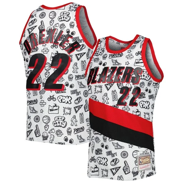 Fantastico Delizioso Moderno Clyde Drexler Portland Trail Blazers 1991 92 Hardwood Classics Doodle Swingman Jersey White per i Fan Veri