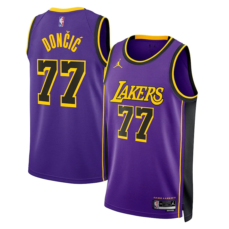 Meraviglioso Stupendo Incantevole Luka Dončić Los Angeles Lakers Jordan Brand Statement Edition Swingman Jersey Purple per i Fan Veri