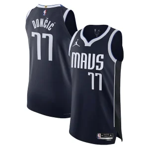 Duraturo Magnifico Meraviglioso Luka Dončić Dallas Mavericks Jordan Brand Authentic Player Jersey Statement Edition Navy per i Fan Veri